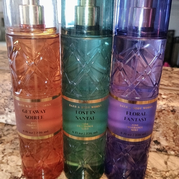 Bath & Body Works three-piece set fine fragrance mist. Three Piece Set New - Picture 4 of 5